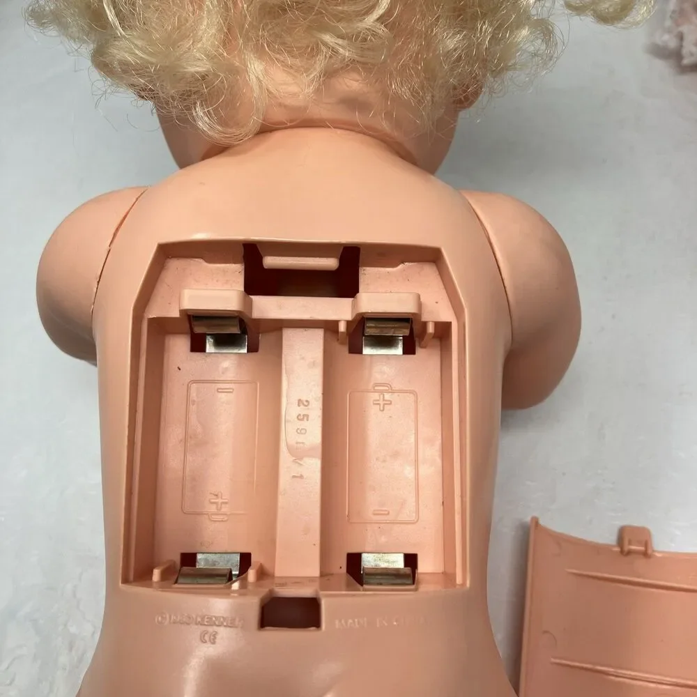 Baby Alive Doll Kenner Vintage 1990 Blonde Hair Blue Eyes NON-WORKING